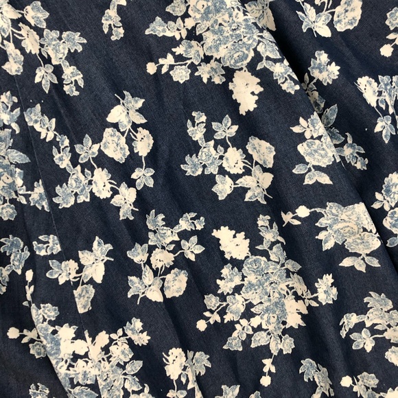 Floral Summer Dress - Picture 3 of 4